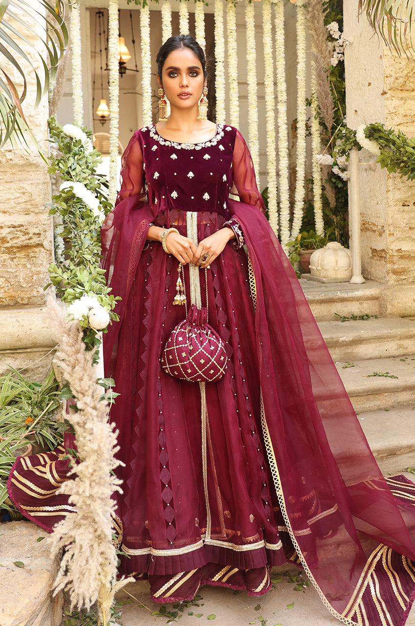 Ruby Pompadour – Sadaf Amir